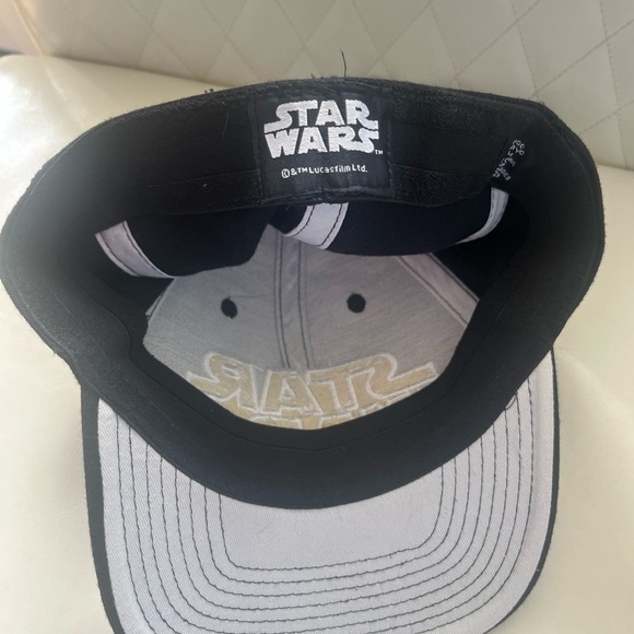STAR WARS MENS 14 & UP ADULT SNAPBACK HAT LUCASFILM LTD BALL CAP - Picture 5 of 7